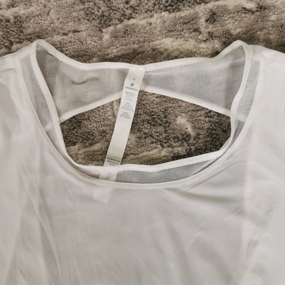 Lululemon If you're lucky long sleeve - Picture 6 of 6